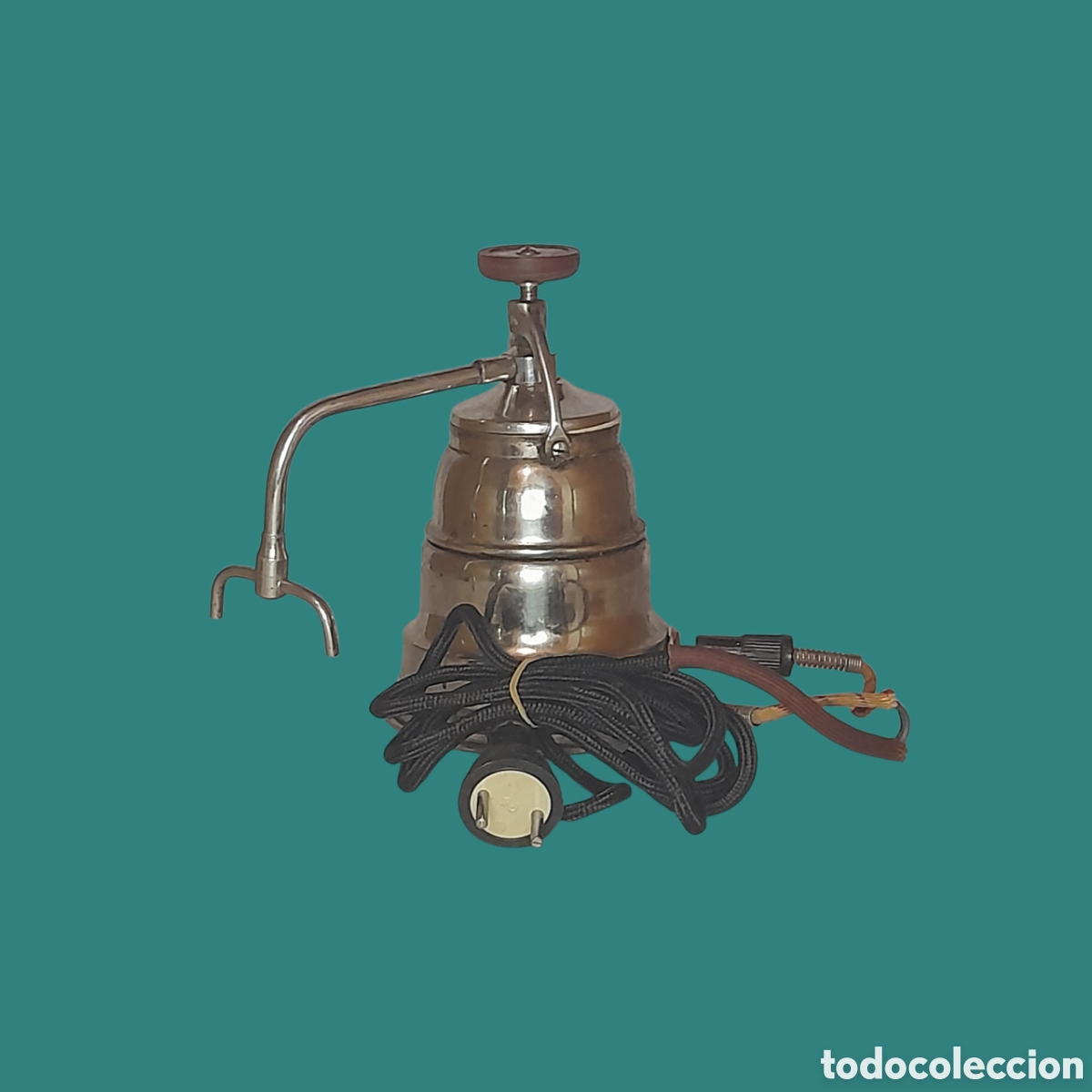Antig&uuml;edades: Antigua cafetera el&eacute;ctrica a 125V.