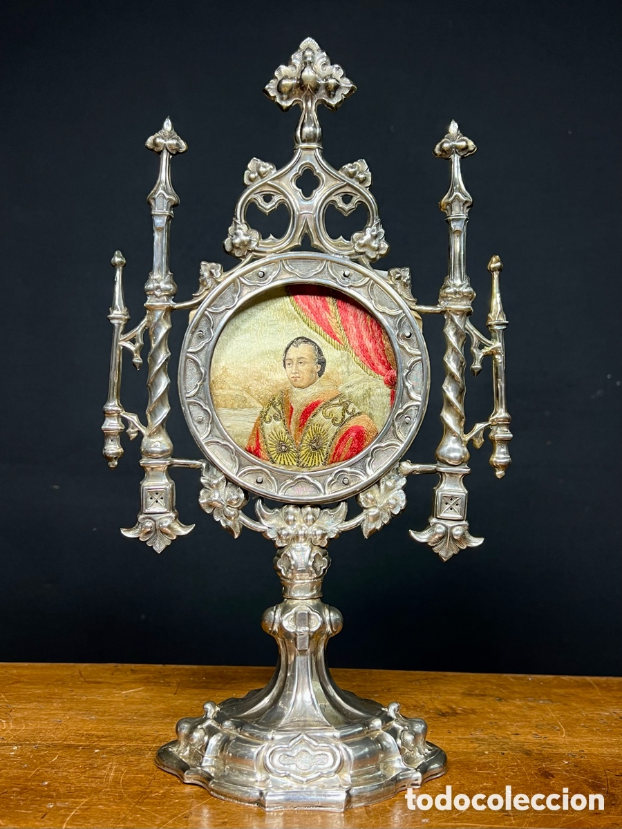 Antig&uuml;edades: Custodia de plata repujada. Siglo XIX - Foto 7
