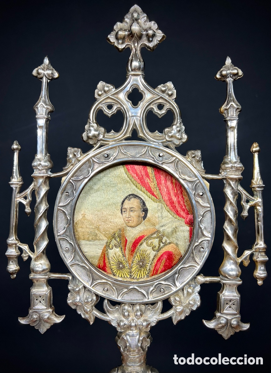 Antig&uuml;edades: Custodia de plata repujada. Siglo XIX - Foto 8