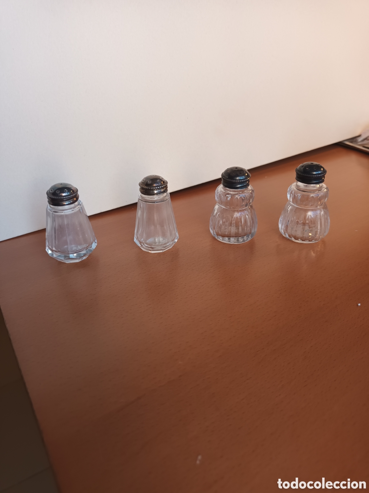 Antig&uuml;edades: Lote 4 saleros antiguos de cristal y plata
