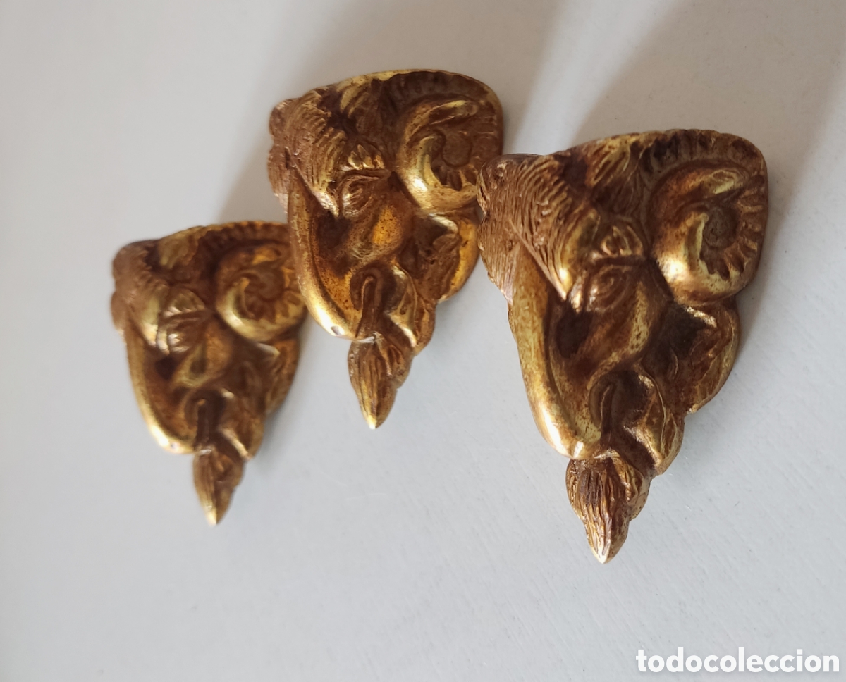 Antiquit&auml;ten: 3 CARNEROS DE BRONCE - EMBELLECEDORES PARA L&Aacute;MPARAS O MUEBLES
