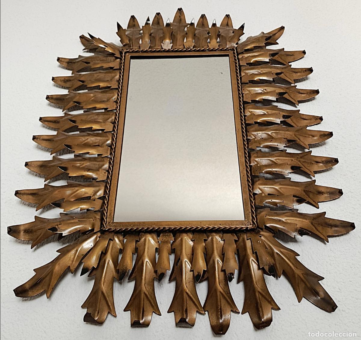 Antig&uuml;edades: Espejo vintage metal dorado doble hilera de hojas de acanto-Decoraci&oacute;n Florentine/Hollywood Regency