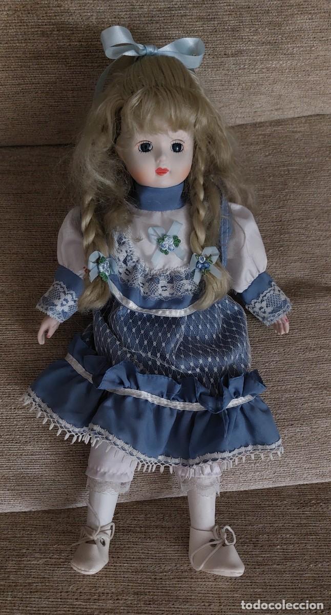 Antig&uuml;edades: Antigua mu&ntilde;eca de porcelana - Foto 1