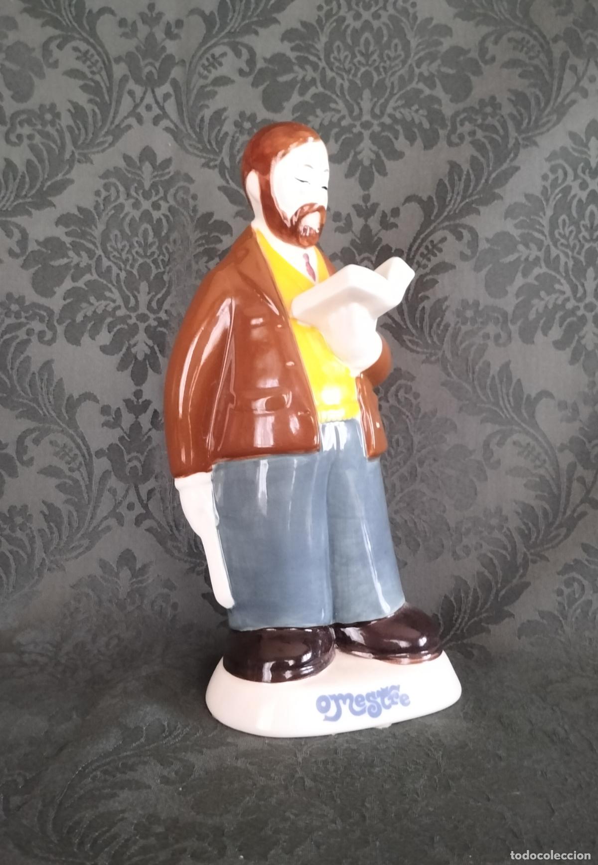 Antig&uuml;edades: FIGURA DE GALOS &rdquo;O MESTRE&rdquo; (EL MARSTRO) 1998.