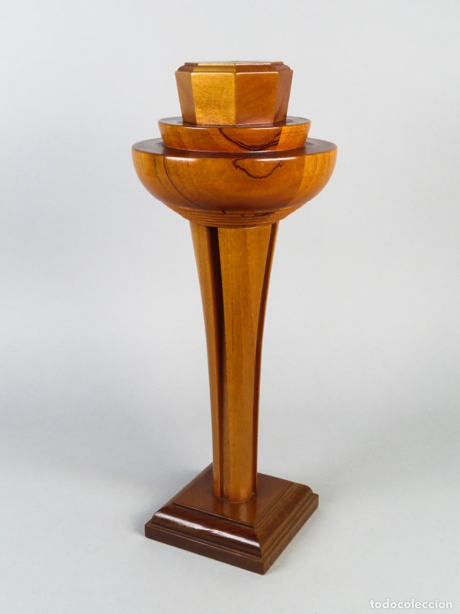 Antig&uuml;edades: Pedestal soporte de madera de cedro rojo Art Dec&oacute; siglo XX
