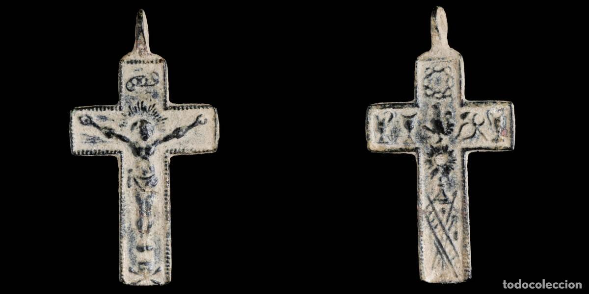 Antig&uuml;edades: Religious Cross, XVI-XVII centuries, Crucificado / Arma Christi - 43x23 mm.