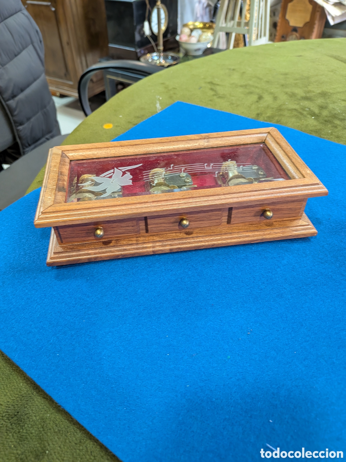 Antig&uuml;edades: Caja de musica tres melodias, Sankyo Japon. REF-8809
