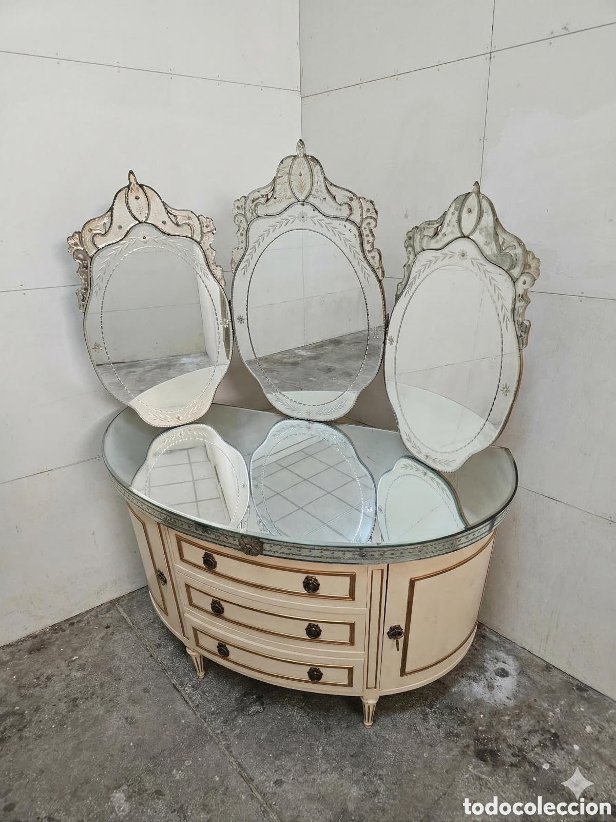 Antig&uuml;edades: C&oacute;moda veneciana espejos - Foto 1
