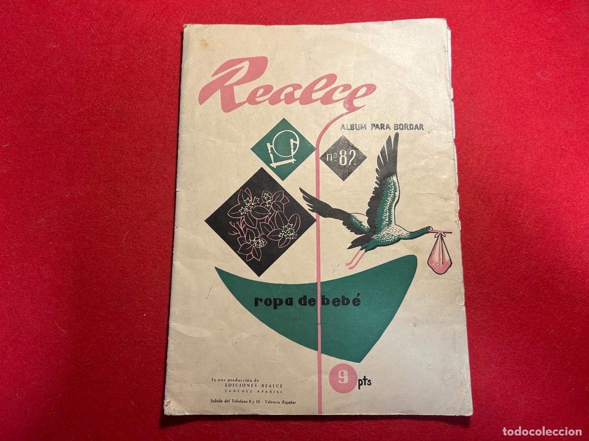 Antig&uuml;edades: Realce album para bordar ropa de bebe