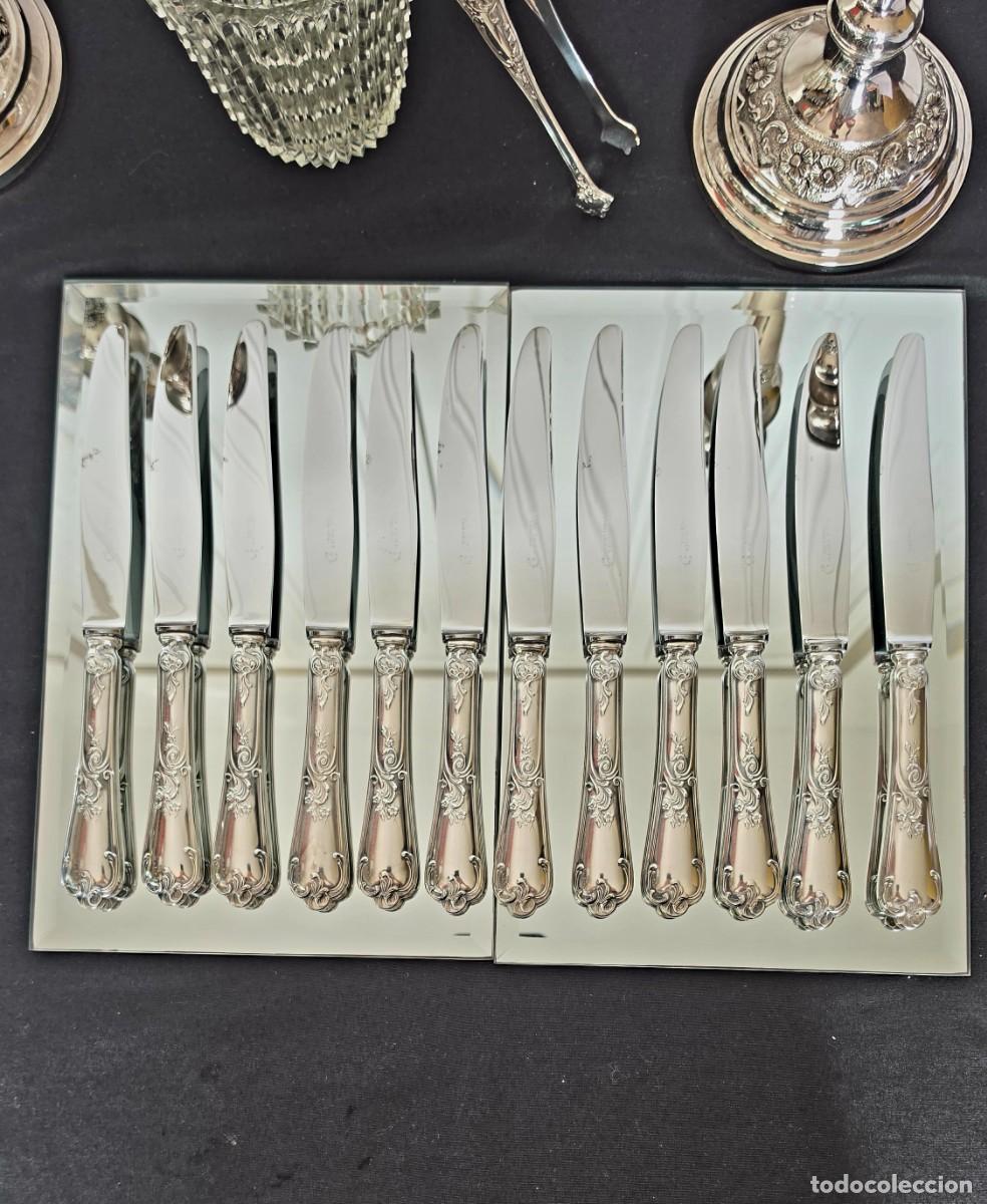 Antig&uuml;edades: Lote de 12 cuchillos de mesa o cena en Metal Plata F&eacute;lix Fr&egrave;res Luis XV Rocalla cl&aacute;sico Rococo Reviv