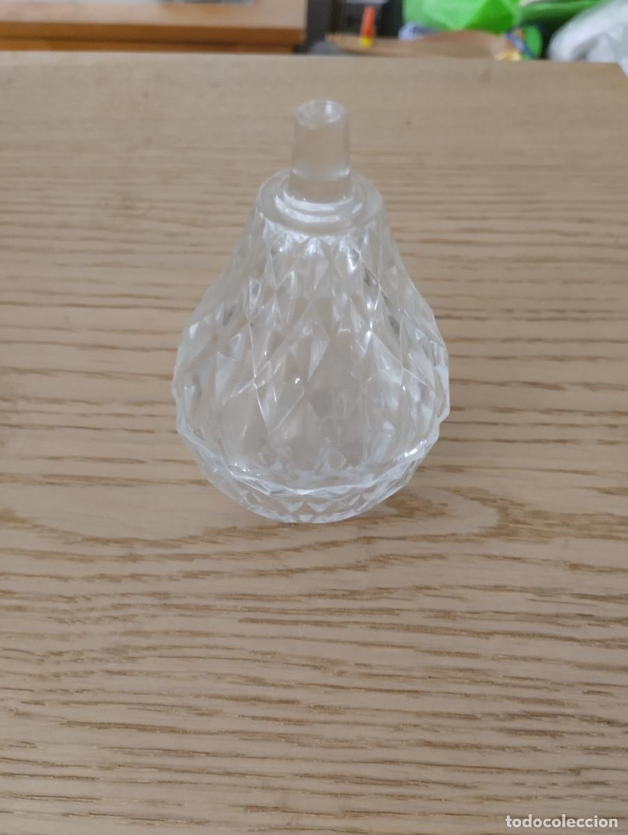 Antig&uuml;edades: pera de cristal para meter cosas - Foto 1