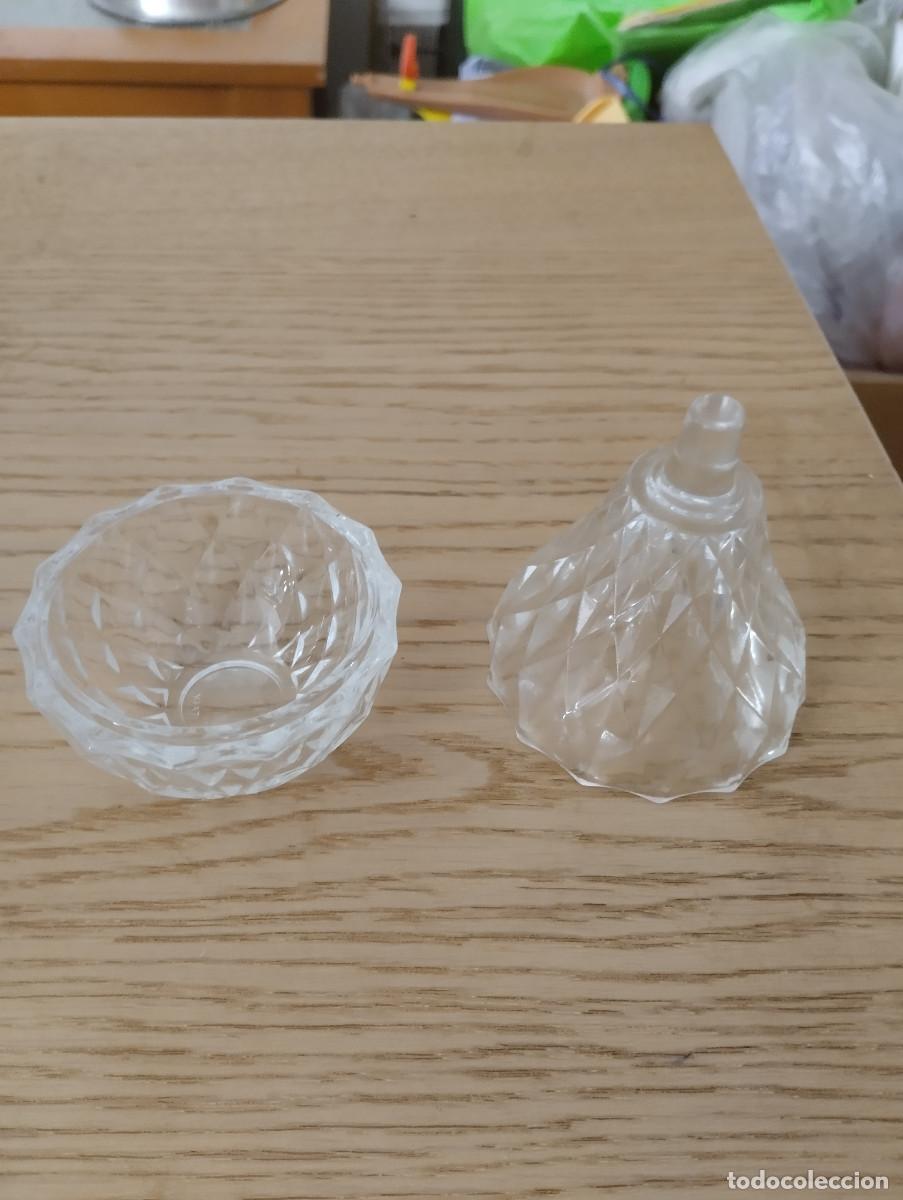 Antig&uuml;edades: pera de cristal para meter cosas - Foto 2