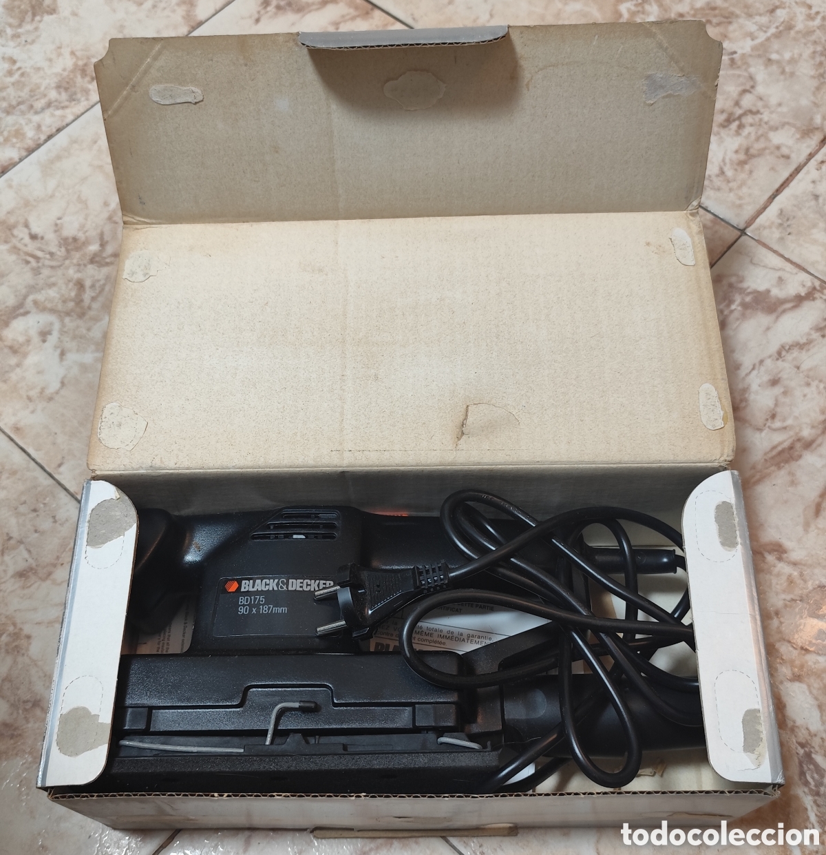 Antig&uuml;edades: LIJADORA Black&Decker - Foto 3