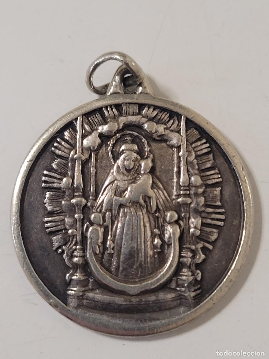 Antig&uuml;edades: MEDALLA DE PLATA NUESTRA SE&Ntilde;ORA DEL PINO TEROR