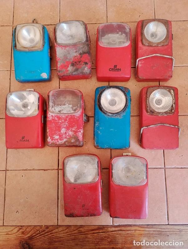 Antig&uuml;edades: Lote de antiguas linternas manuales de petaca. Desguace.