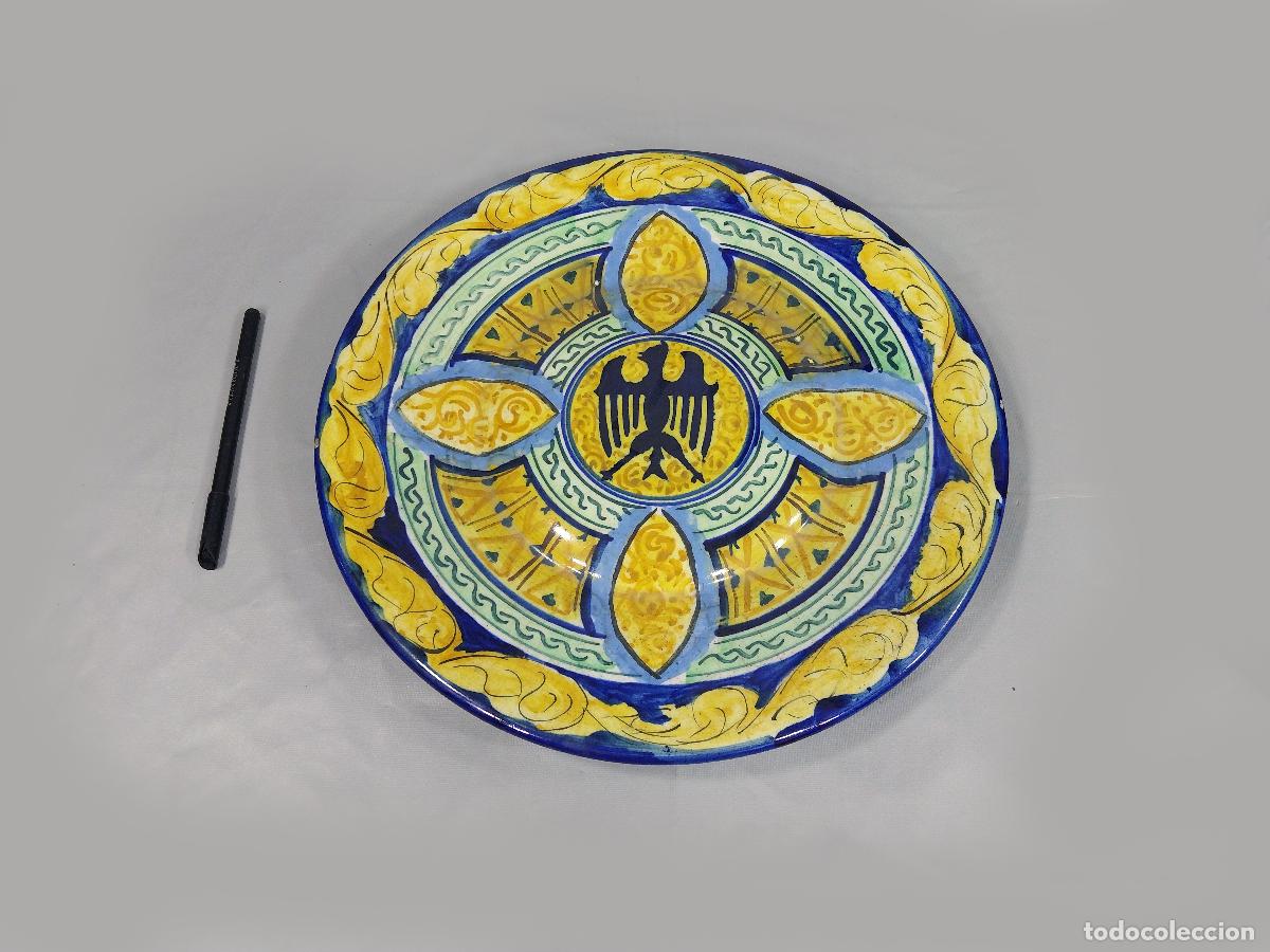Antig&uuml;edades: PLATO DE CER&Aacute;MICA DE GRAN TAMA&Ntilde;O MARCADO EN LA TRASERA DESCONOCIDO