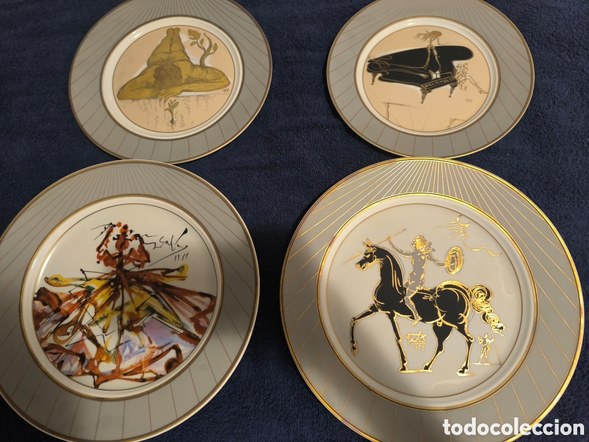 Antig&uuml;edades: Lote de 14 plat&oacute;s porcelana decorativos en oro de ley