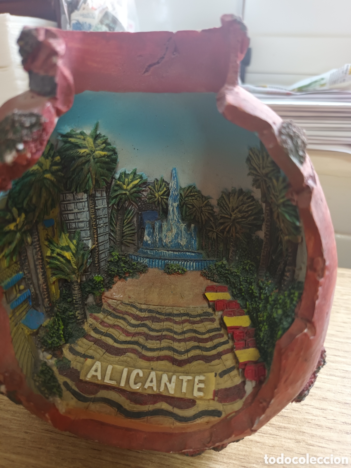 Antig&uuml;edades: ANTIGUA VASIJA RECUERDO DE ALICANTE REPRESENTACI&Oacute;N DE LA PLAZA DE ESPA&Ntilde;A