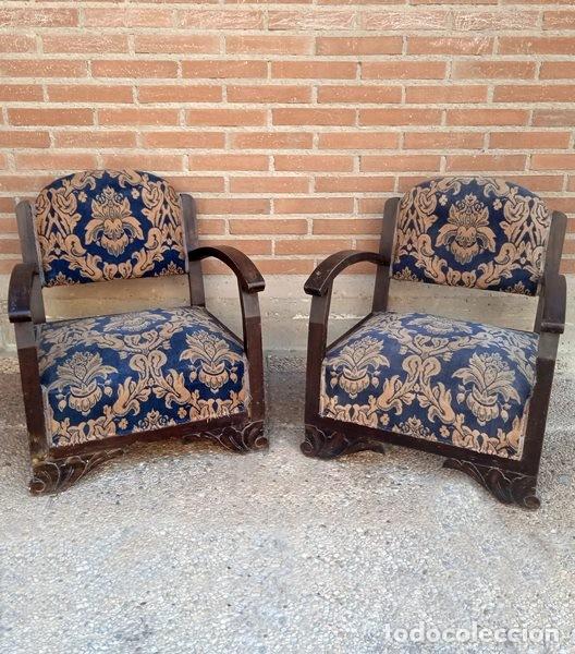 Antig&uuml;edades: Sillones modernistas, descalzadores