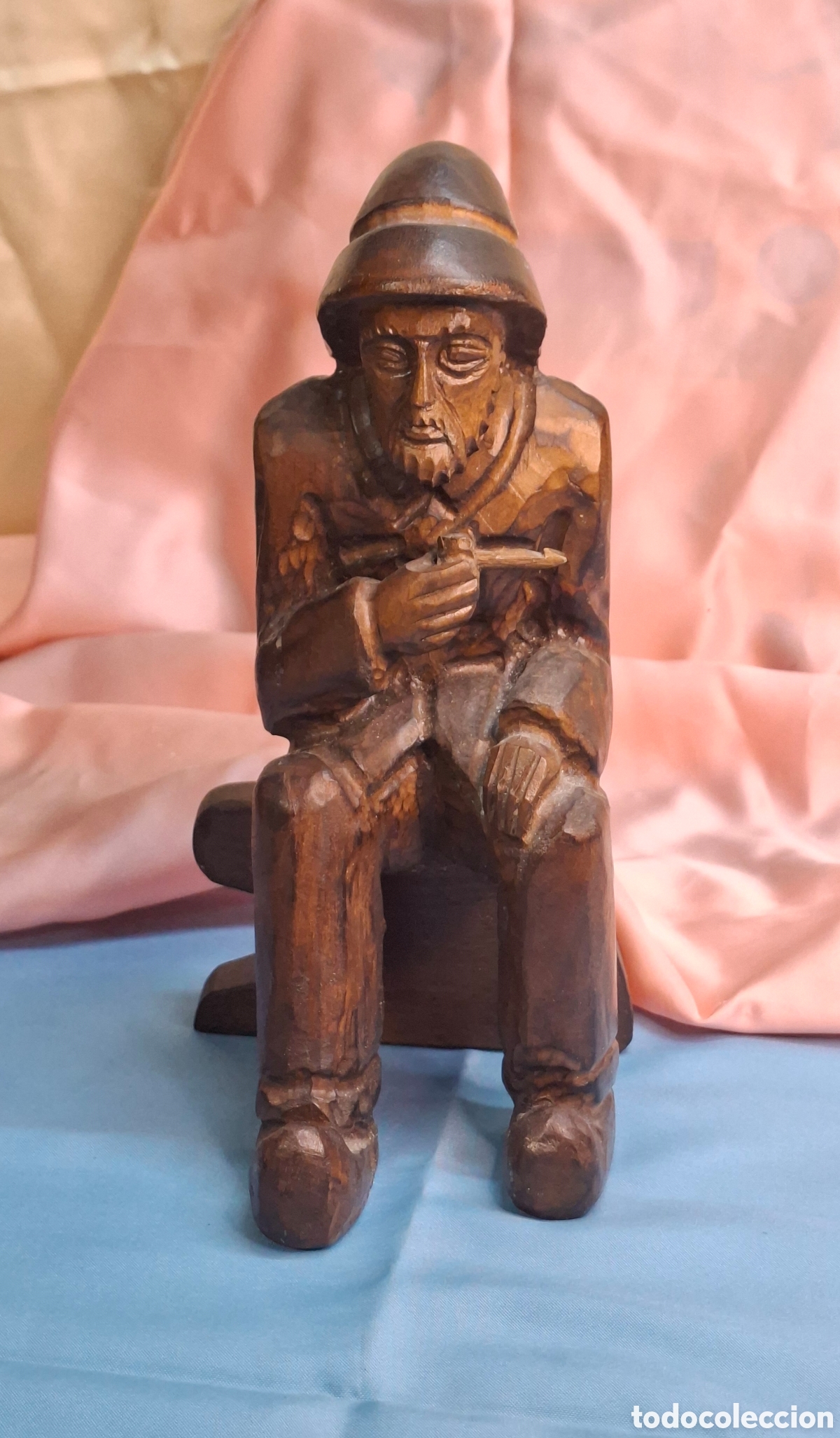 Antig&uuml;edades: Talla de madera del Siglo XX - Foto 1