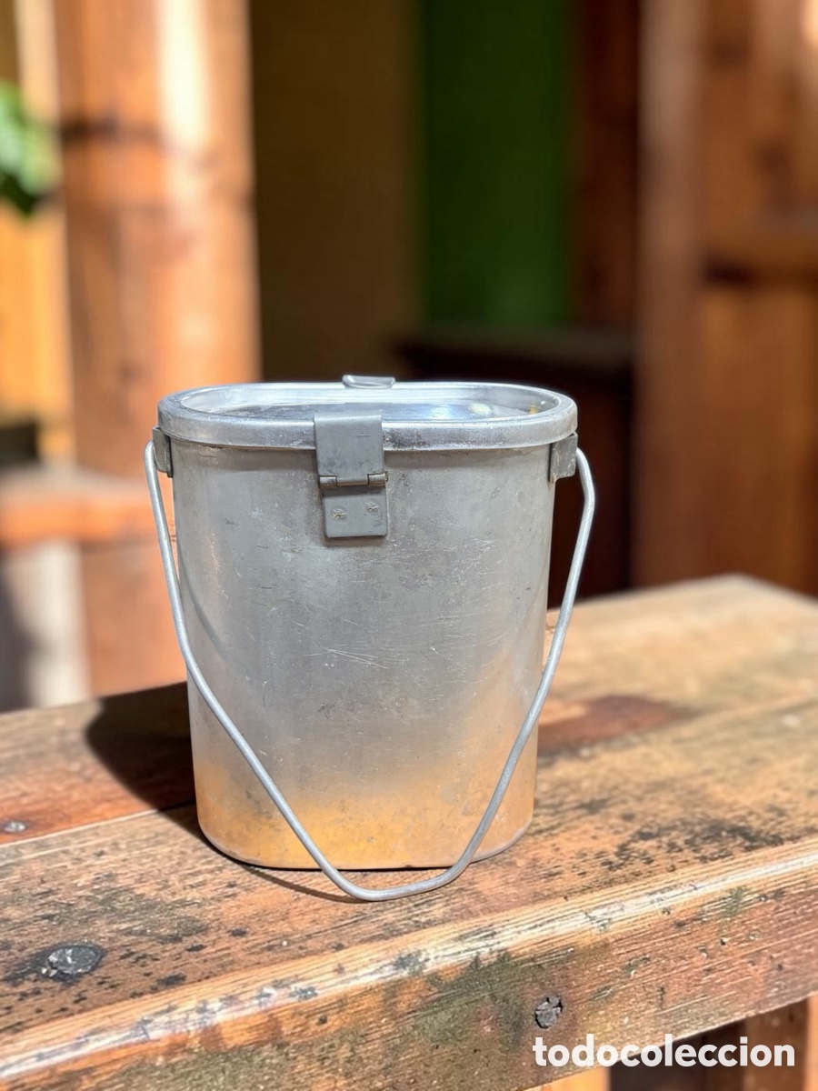 Antig&uuml;edades: Antigua fiambrera o marmita de aluminio
