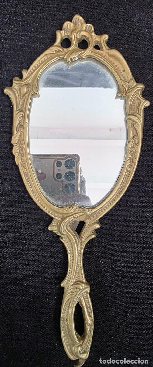Antig&uuml;edades: Espejo de mano antiguo estilo Art Nouveau en bronce dorado &ndash; Tocador vintage &ndash; 26 x 11 cm