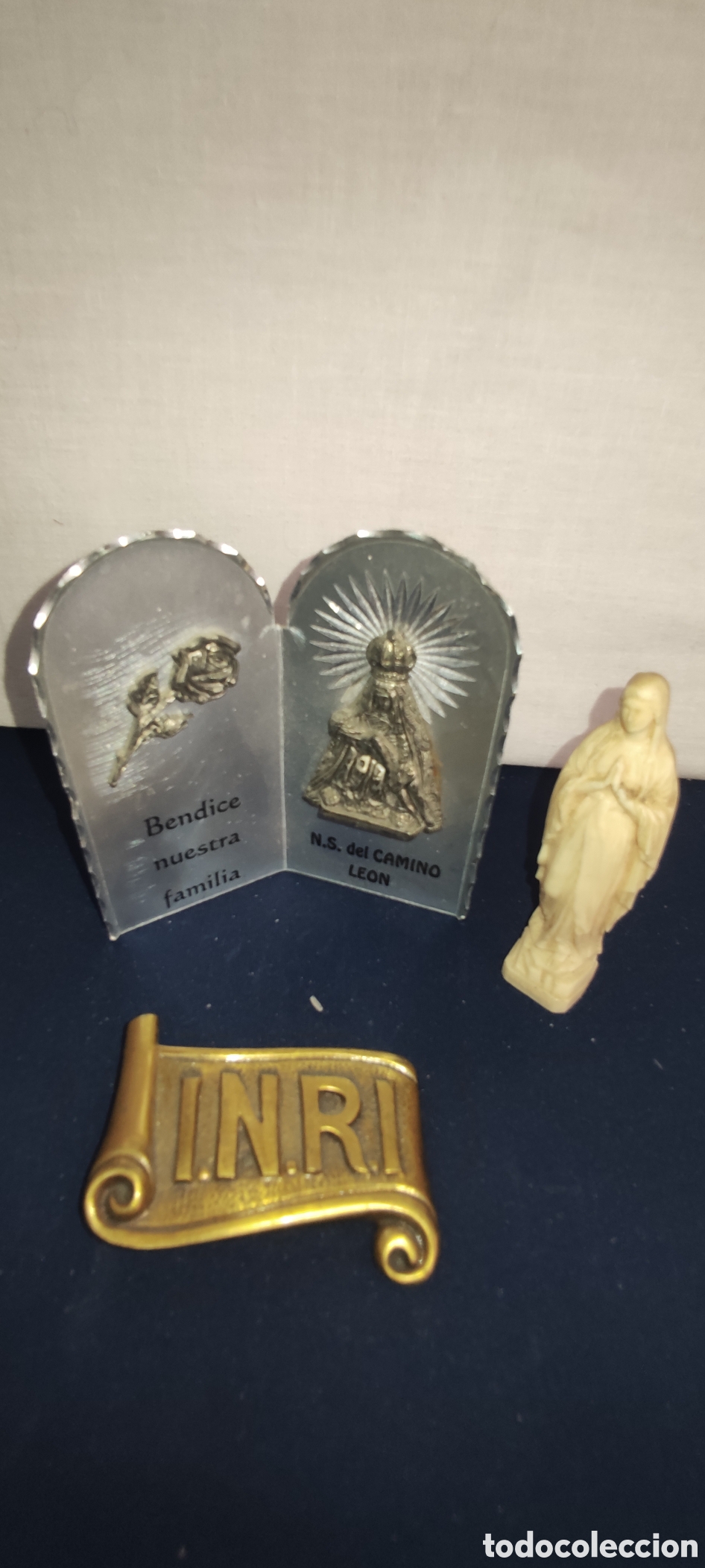 Antig&uuml;edades: Lote art&iacute;culos religiosos - Foto 2