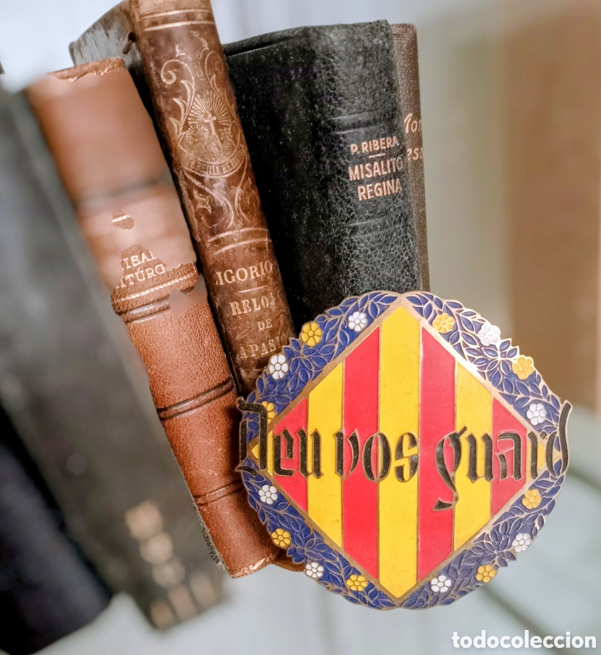 Antig&uuml;edades: Placa met&aacute;lica D&eacute;u vos guard - Foto 1