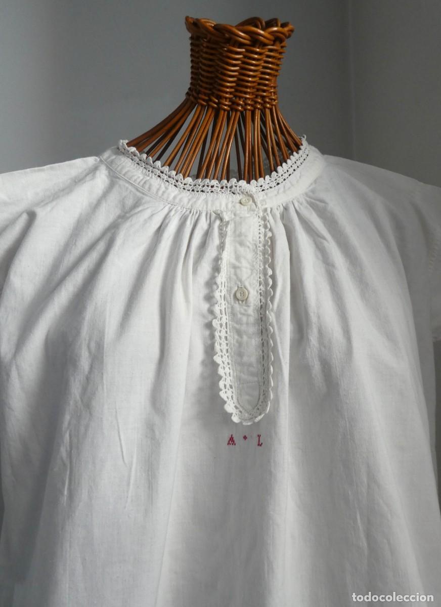 Antig&uuml;edades: ANTIGUO CAMIS&Oacute;N DE ALGOD&Oacute;N- INICIALES A.L. PPIO.S.XX