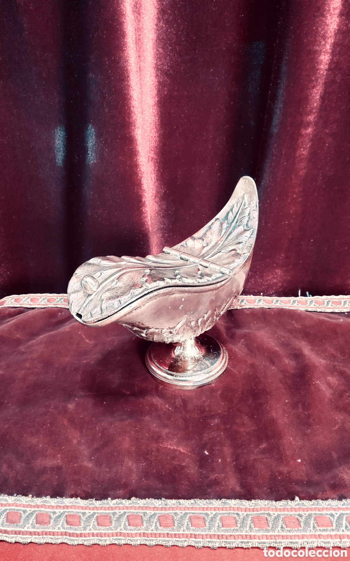 Antig&uuml;edades: Naveta Religiosa en bronce - Foto 2