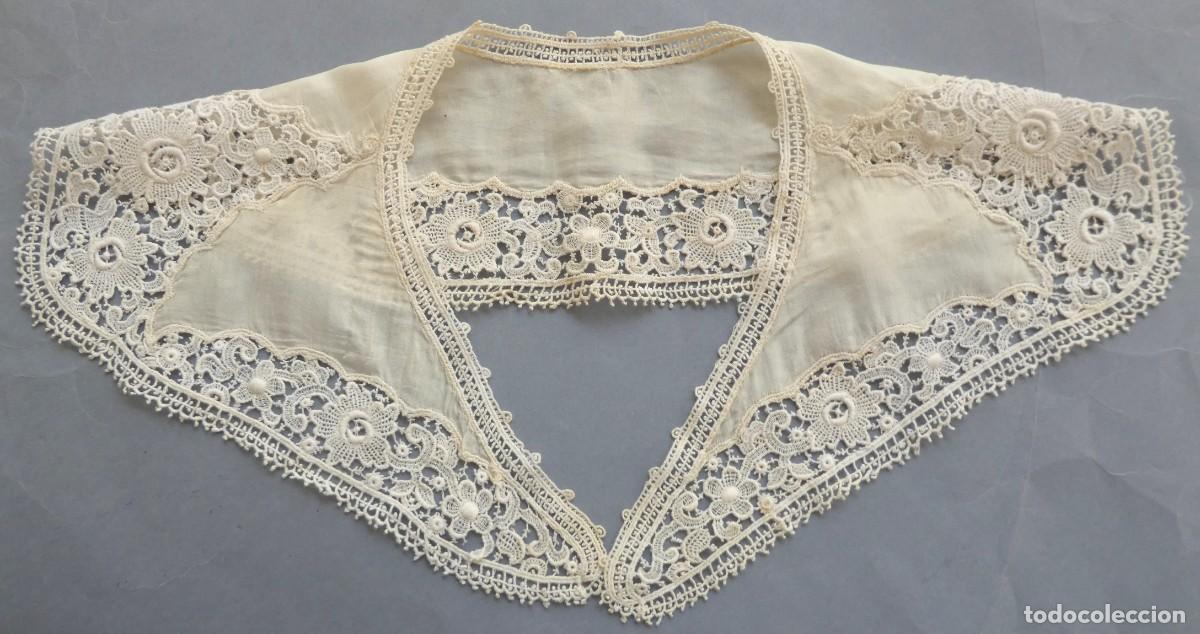 Antig&uuml;edades: ANTIGUO CUELLO DE SEDA Y ENCAJE DE GUIPUR PPIO.S.XX