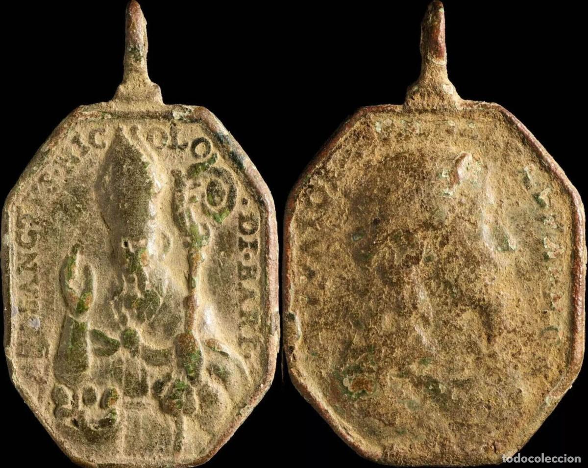 Antiquit&eacute;s: Medalla Siglo XVI - XVII, Salvator Mundi / S. Nicolas Bari - 44x29 mm.