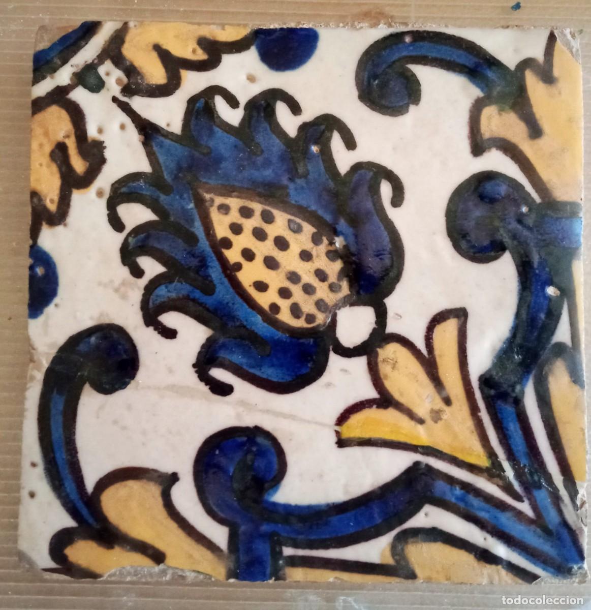 Antig&uuml;edades: azulejo barroco portugu&eacute;s siglo XVII. Loza Esmaltada Original