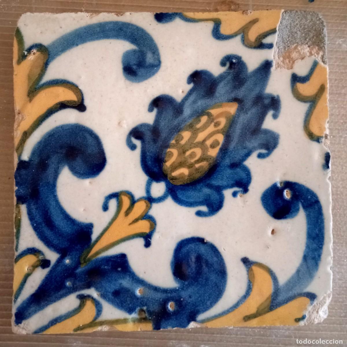 Antig&uuml;edades: azulejo barroco portugu&eacute;s siglo XVII. SEGUNDA MITAD Loza Esmaltada Original. C85