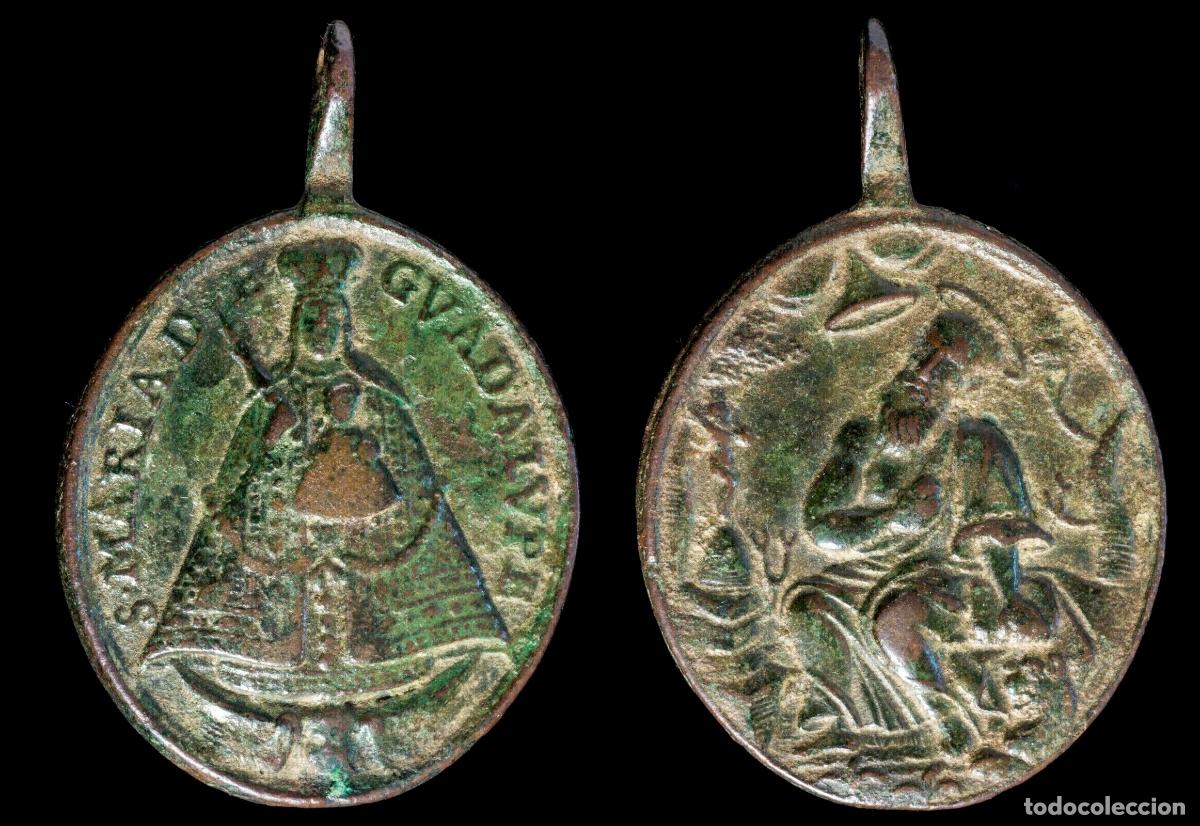 Antig&uuml;edades: Religious medal XVI-XVII centuries, Virgen Guadalupe / San Jer&oacute;nimo - 45x30 mm.