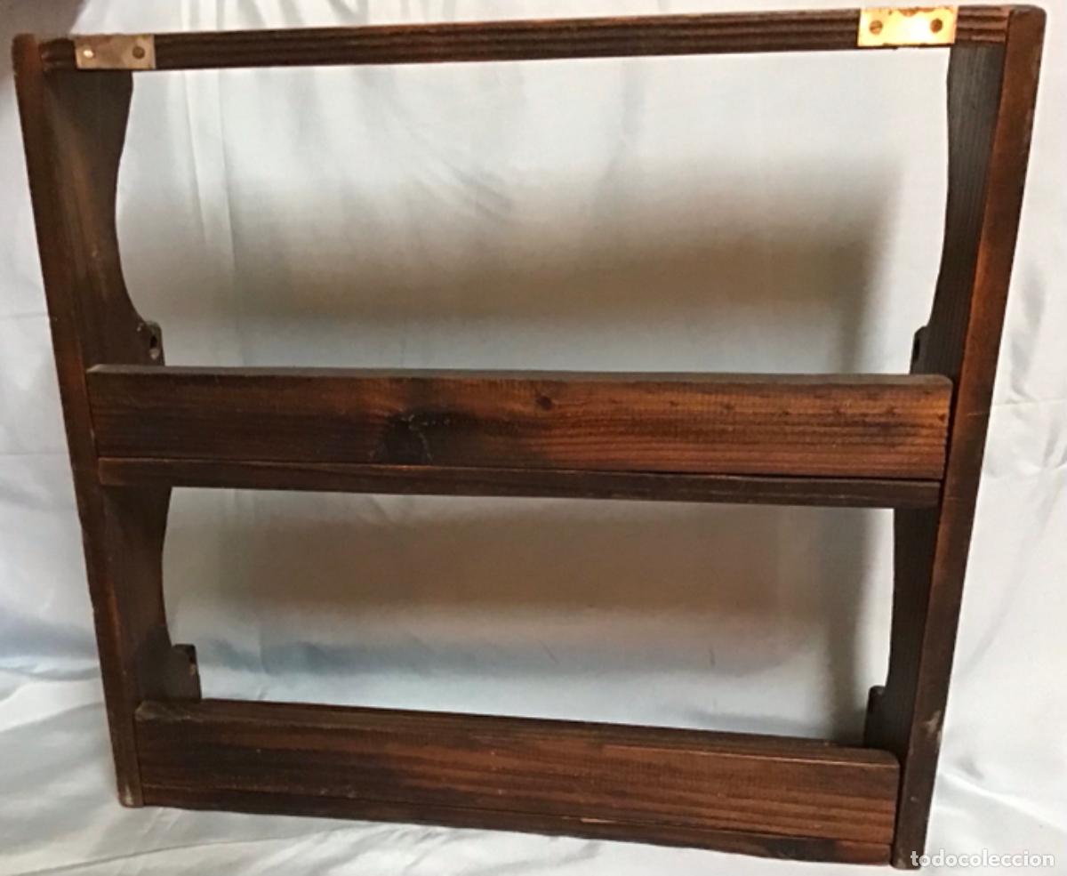 Antig&uuml;edades: PEQUE&Ntilde;A ESTANTER&Iacute;A DE MADERA - Foto 2