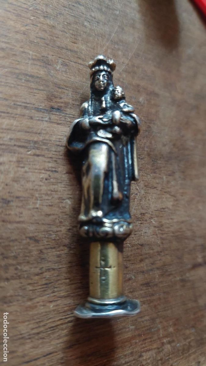Antig&uuml;edades: Magn&iacute;fica medalla &iacute;dolo de Nuestra Se&ntilde;ora del Pilar en plata sobredorada siglo XVIII