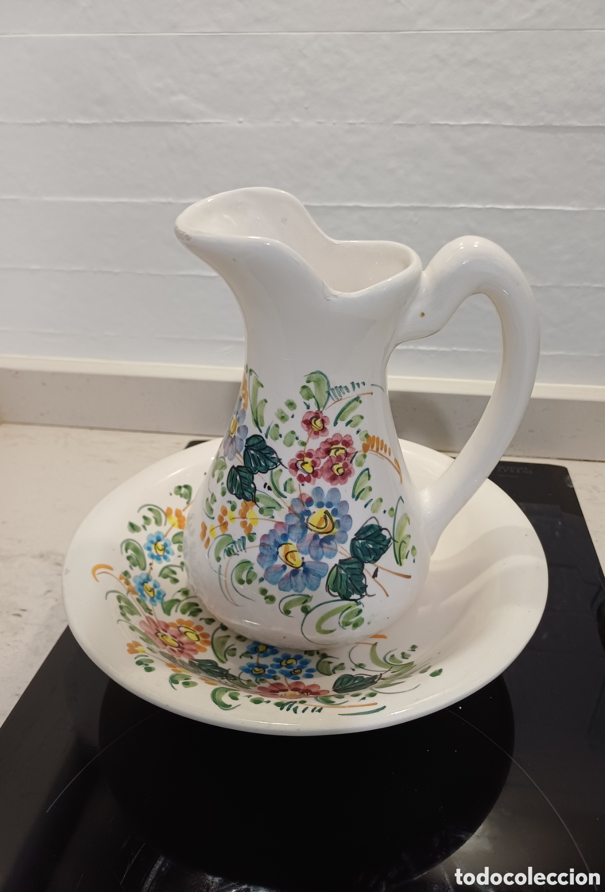 Antig&uuml;edades: Jarra y jofaina de cer&aacute;mica Talavera