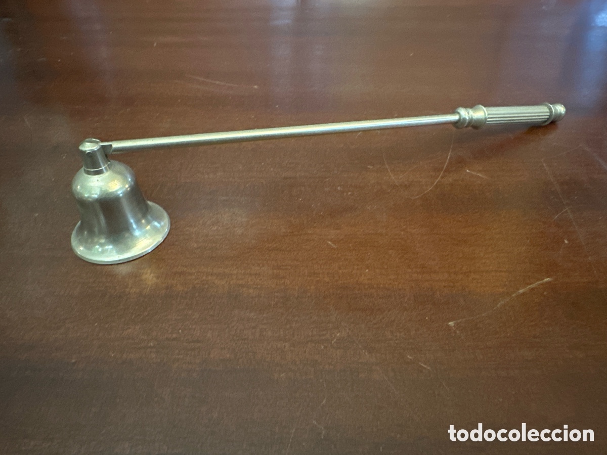 Antig&uuml;edades: APAGAVELAS ANTIGUO EN METAL PLATEADO