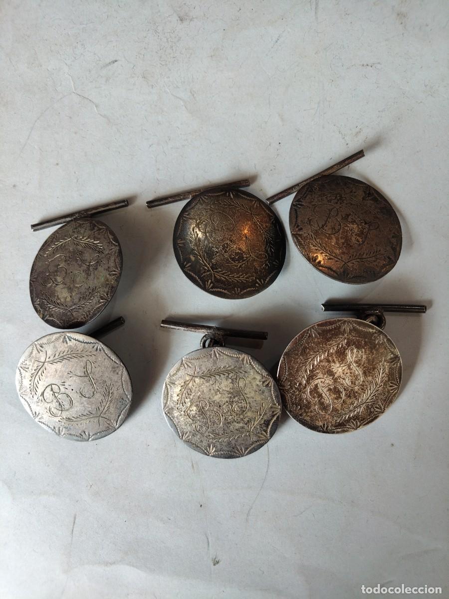 Antig&uuml;edades: Lote de 6 botones, antiguos de plata para trajes regionales