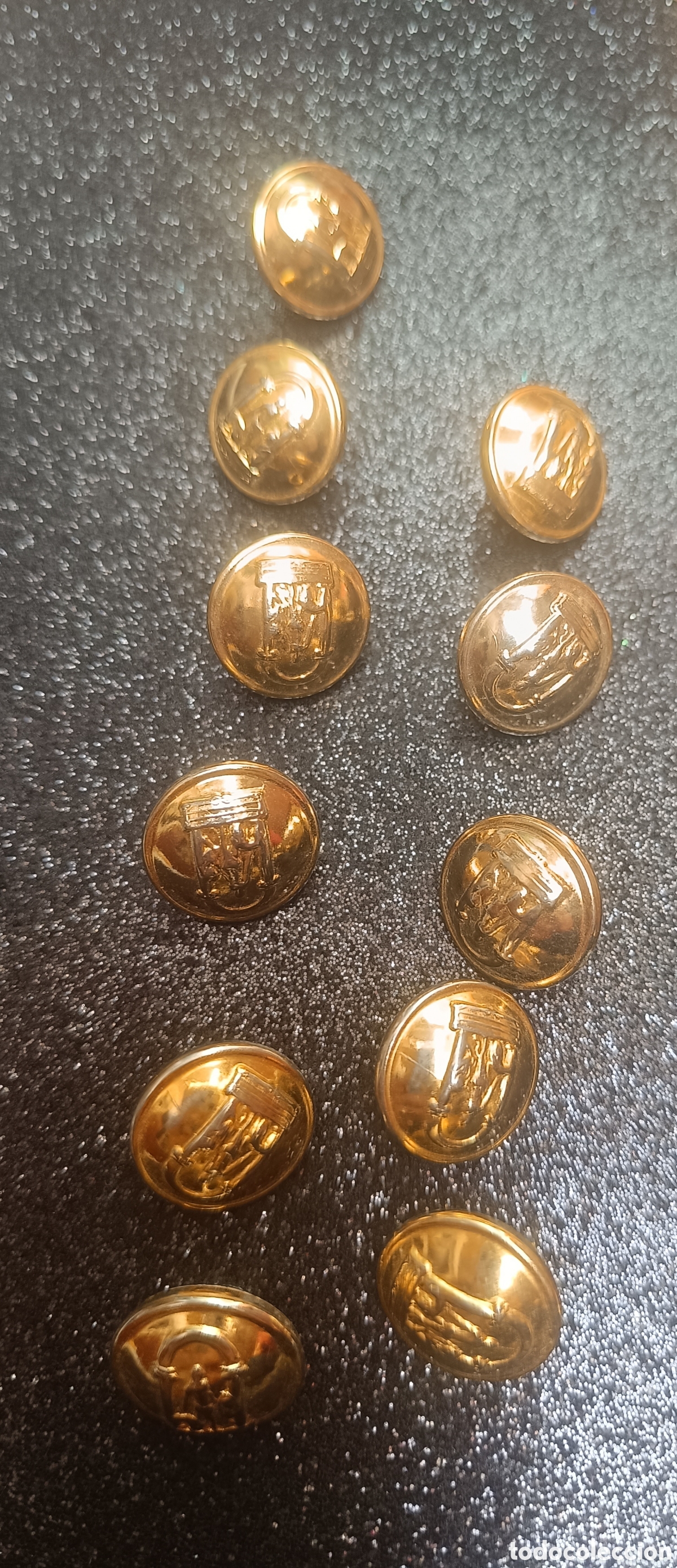 Antig&uuml;edades: Lote 10 Botones Militares Dorados Uniforme