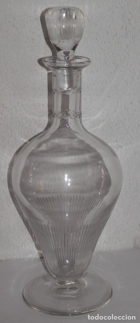 Antig&uuml;edades: BOTELLA VINTAGE EN CRISTAL - Foto 1