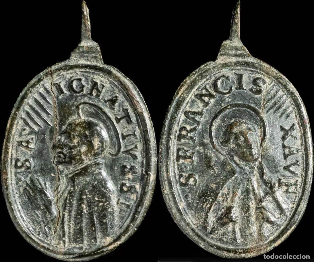 Antiques: Medalla Religiosa Siglos XVI-XVII S. Ignacio / S.Francisco Xavier - 31x18 mm.