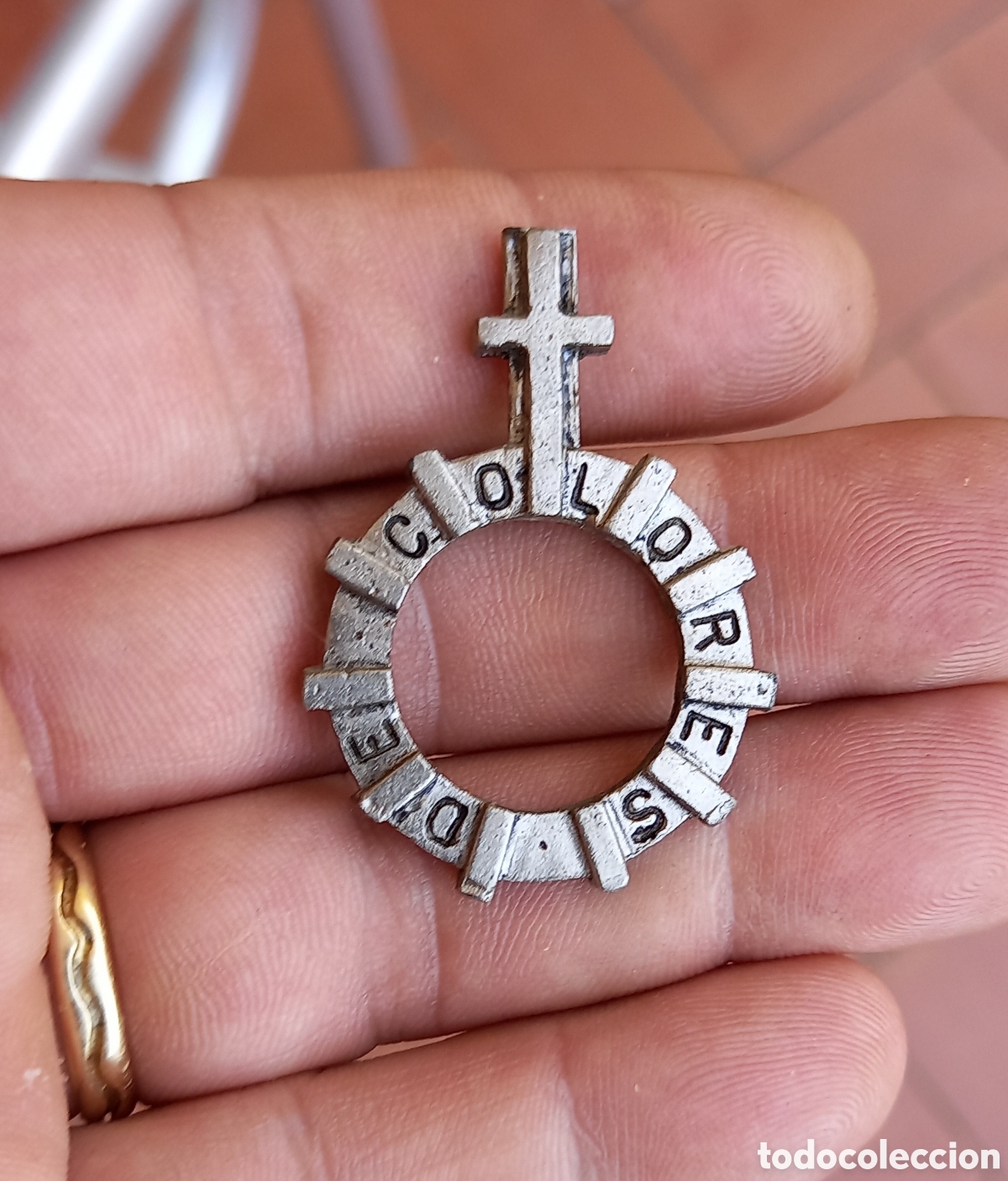 Antig&uuml;edades: ANILLO ROSARIO RELIGIOSO