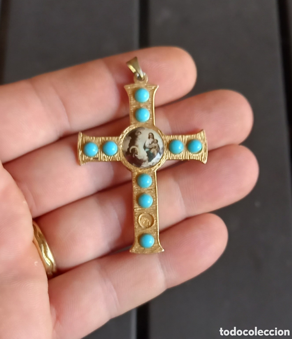 Antig&uuml;edades: CRUZ RELIGIOSA CON DECORACI&Oacute;N