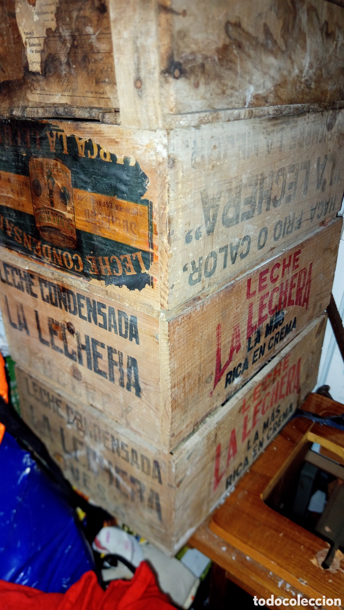 Antig&uuml;edades: Caja de la lechera antigua