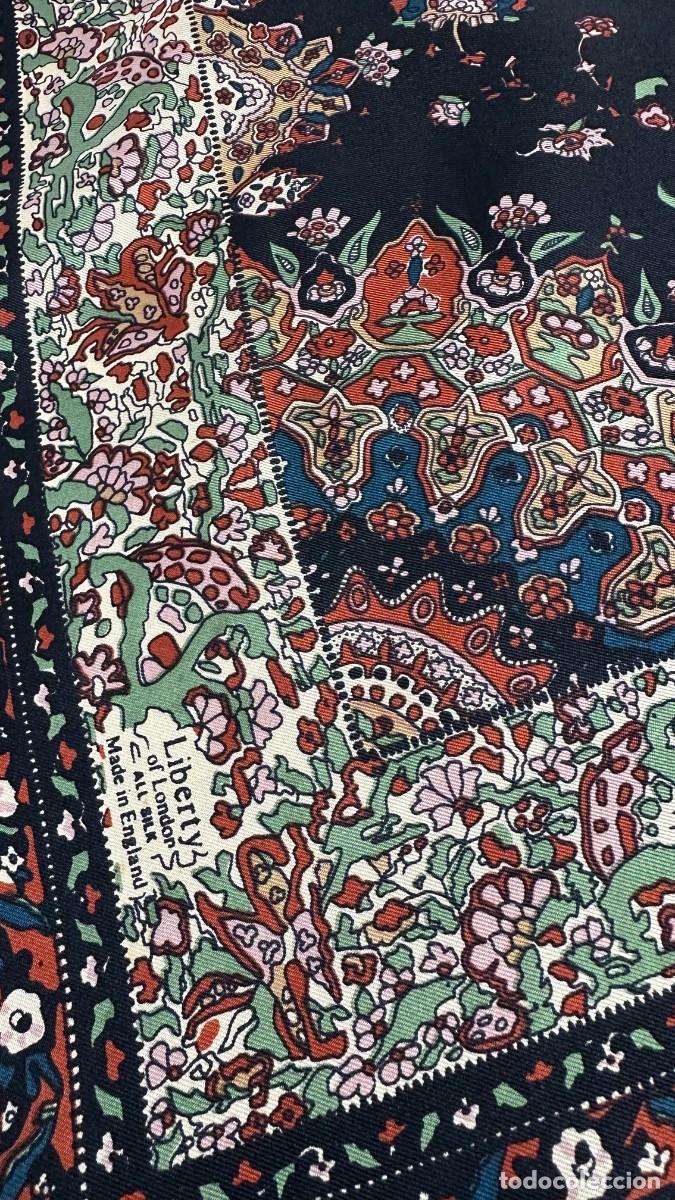 Antig&uuml;edades: Antiguo pa&ntilde;uelo de seda estampado - Foto 4