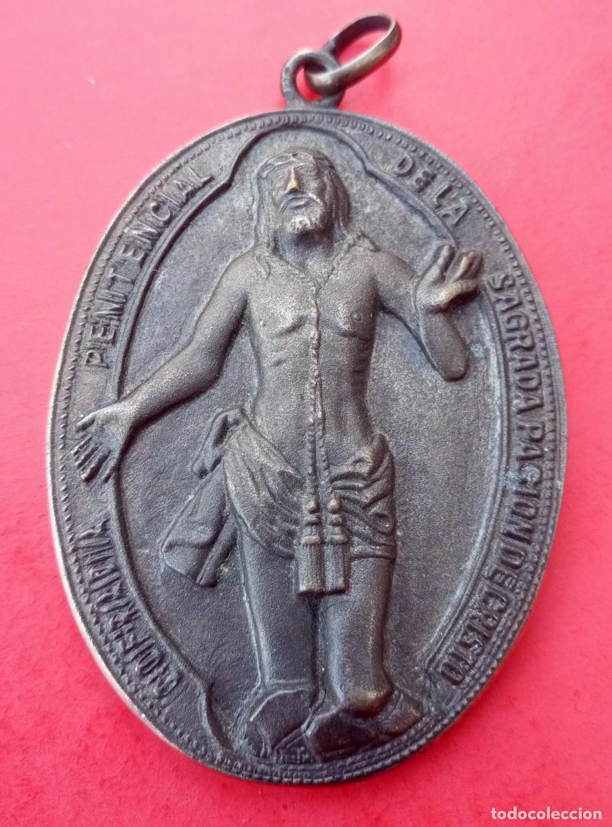Antig&uuml;edades: Gran Medalla Antigua Sant&iacute;simo Cristo del Perd&oacute;n. Valladolid. Errores.