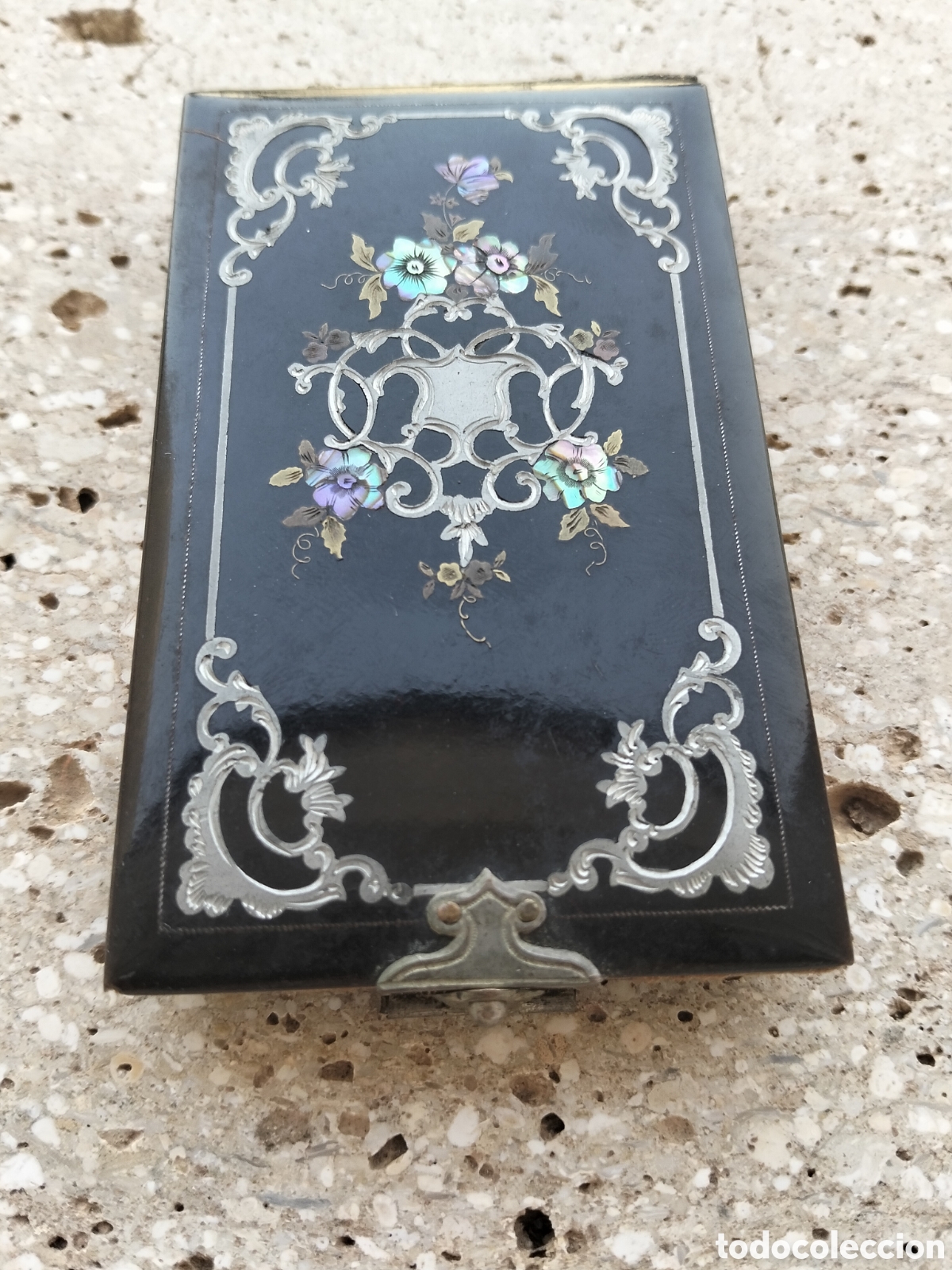 Antig&uuml;edades: Antiguo Carnet de Baile y Monedero &rdquo;Aide-M&eacute;moire&rdquo; Dama. Ebonita, N&aacute;car y Plata. S. XIX