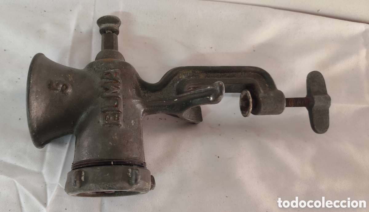 Antig&uuml;edades: Picadora de carne antigua elma
